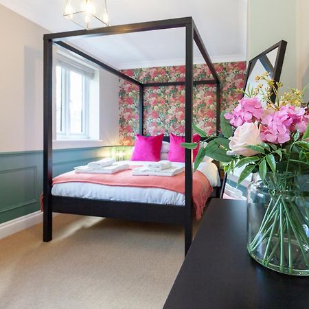 A Gem Nestled In The Heart Of Oxford With Parking! Apartment Bagian luar foto