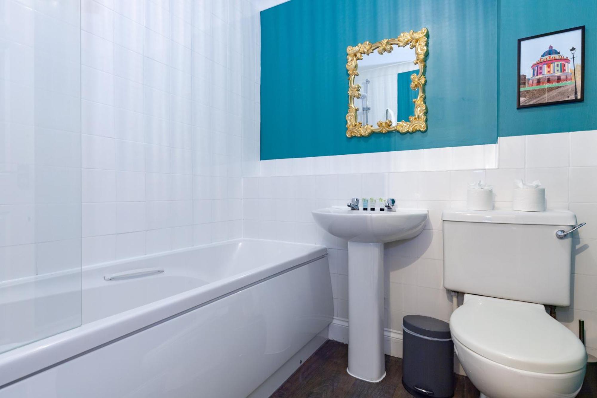 A Gem Nestled In The Heart Of Oxford With Parking! Apartment Bagian luar foto