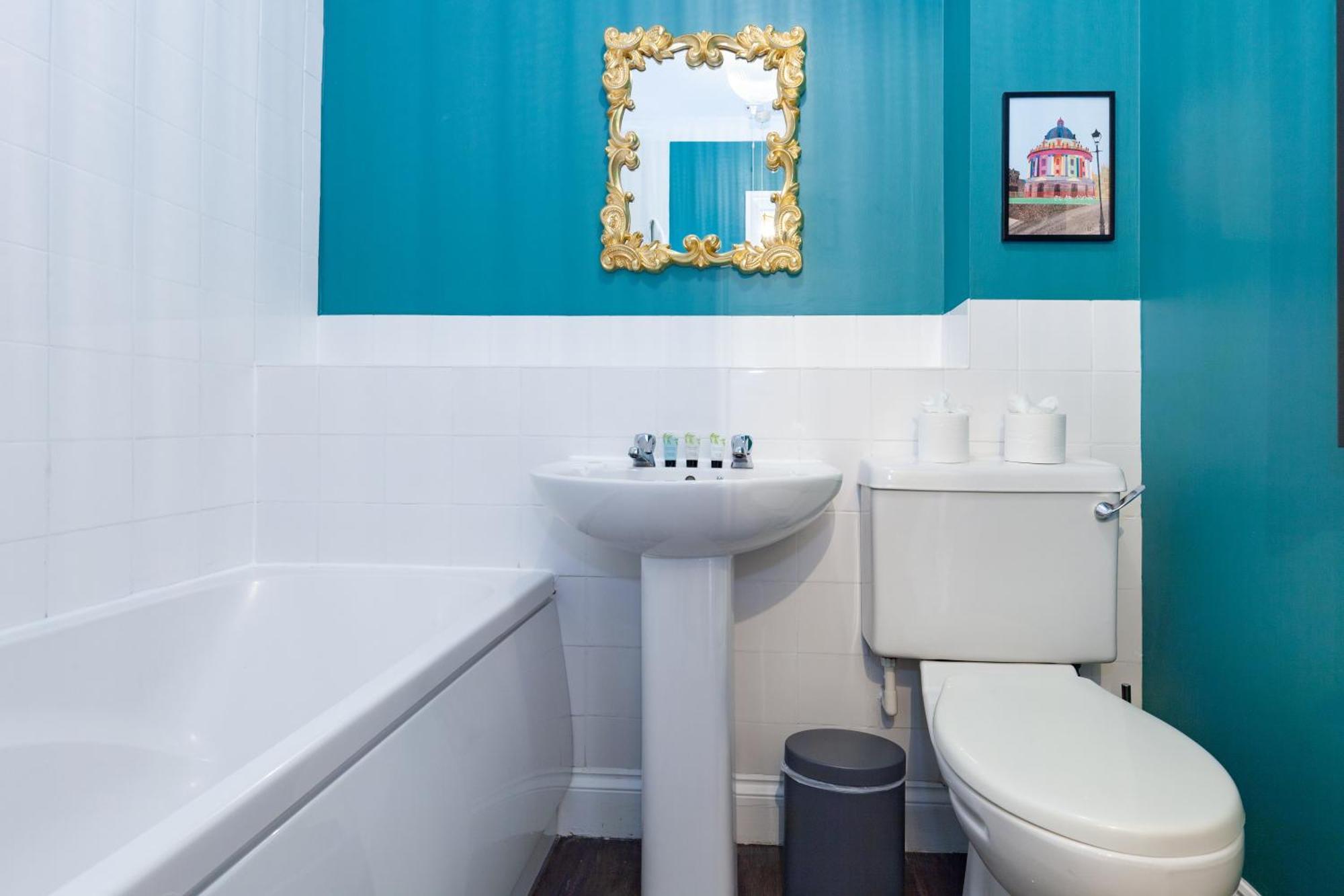 A Gem Nestled In The Heart Of Oxford With Parking! Apartment Bagian luar foto