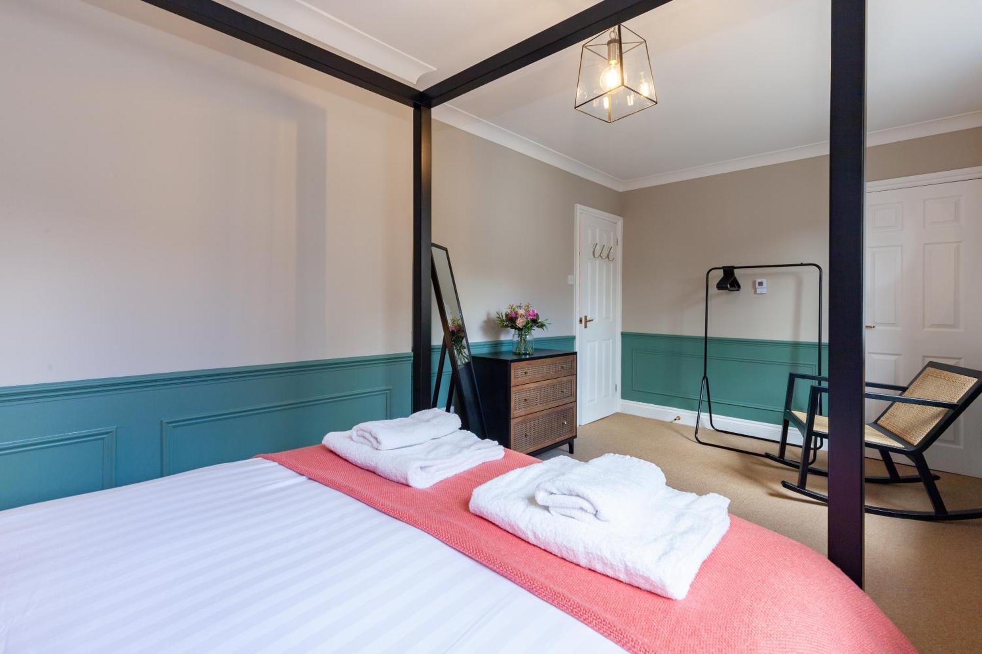 A Gem Nestled In The Heart Of Oxford With Parking! Apartment Bagian luar foto