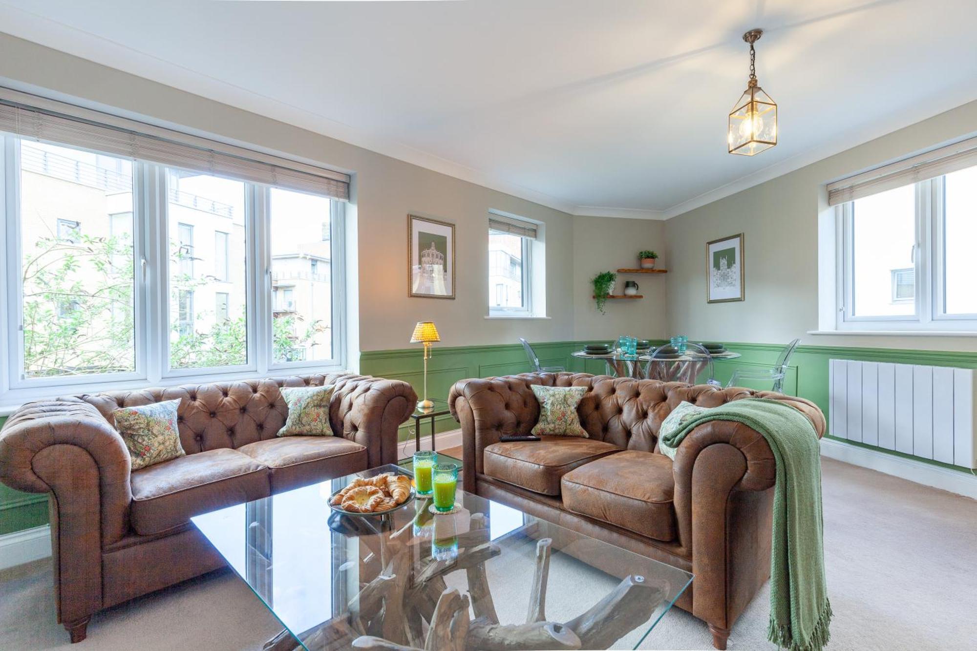 A Gem Nestled In The Heart Of Oxford With Parking! Apartment Bagian luar foto