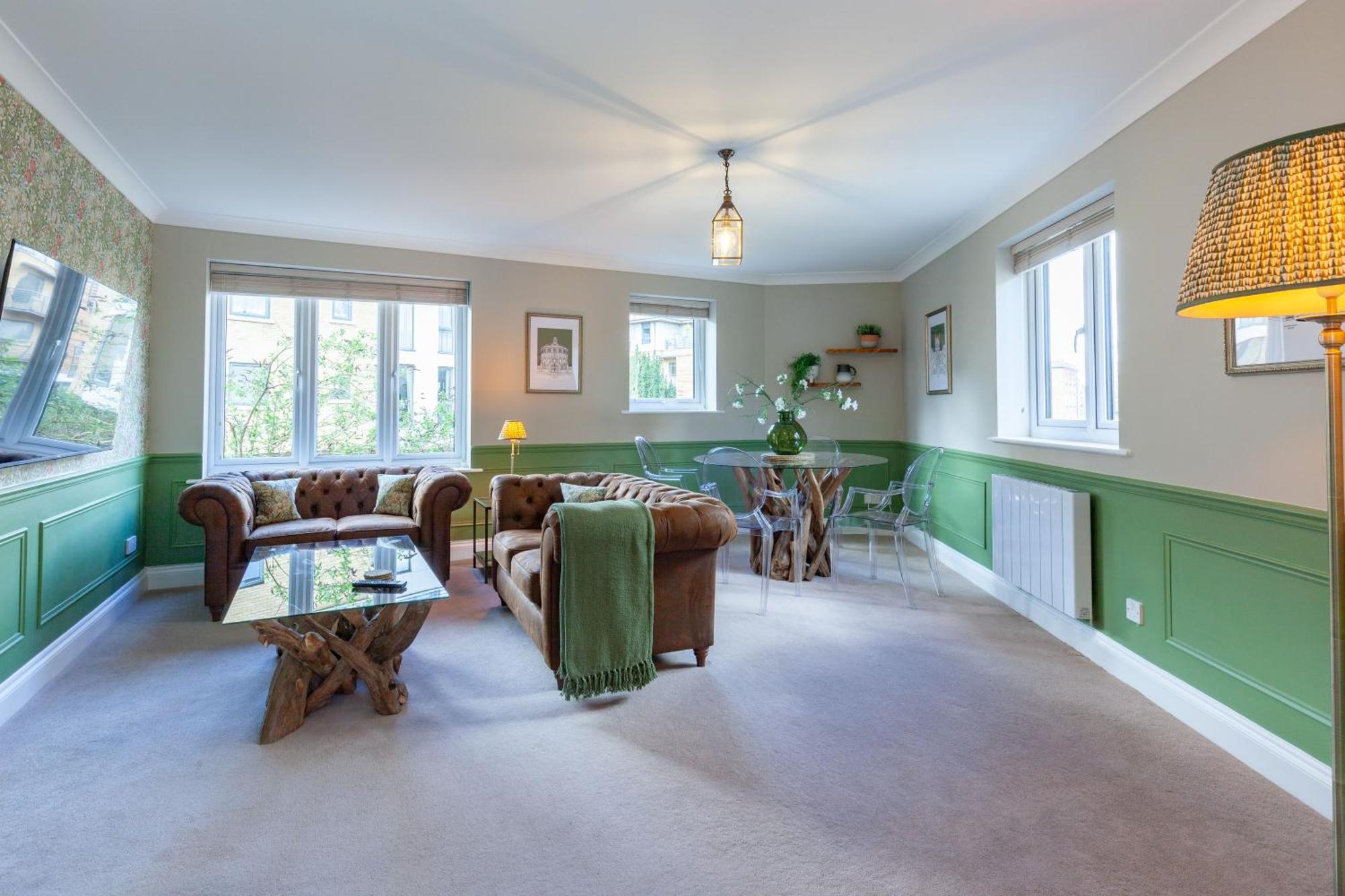A Gem Nestled In The Heart Of Oxford With Parking! Apartment Bagian luar foto