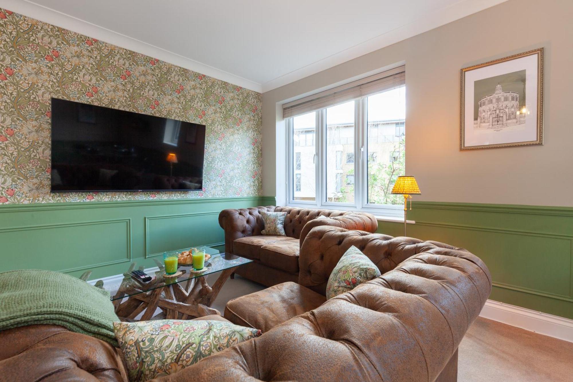 A Gem Nestled In The Heart Of Oxford With Parking! Apartment Bagian luar foto