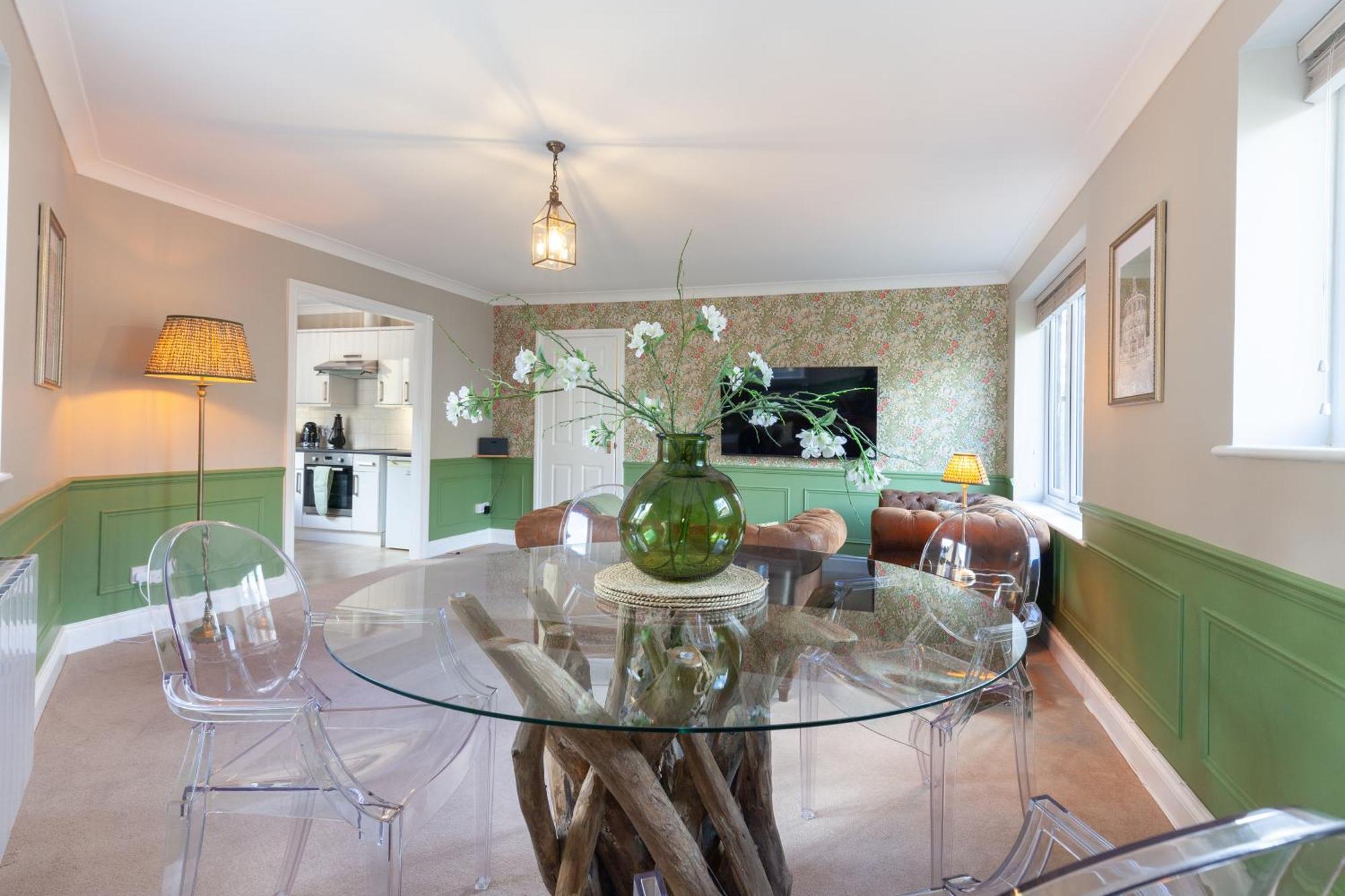A Gem Nestled In The Heart Of Oxford With Parking! Apartment Bagian luar foto